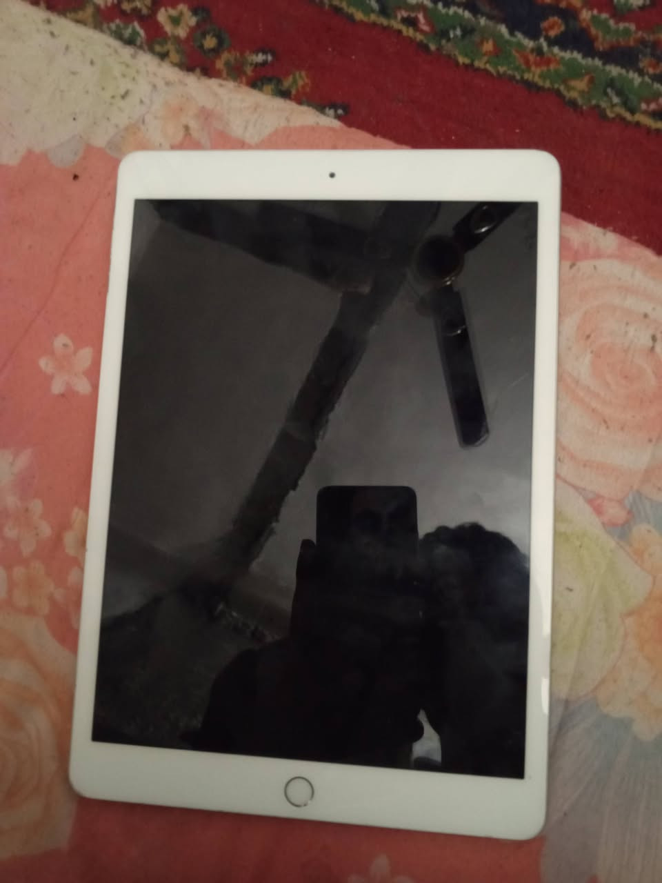 ايباد 7 ذاكره 128 تحديثات ما متوقفه بعده يحدث لاك تكطيع بل بوبجي ماكو ابد كلشي مامبدل بي بطاريته 86 مكاني ناصريه رقمي *********** سعره 200قفل
