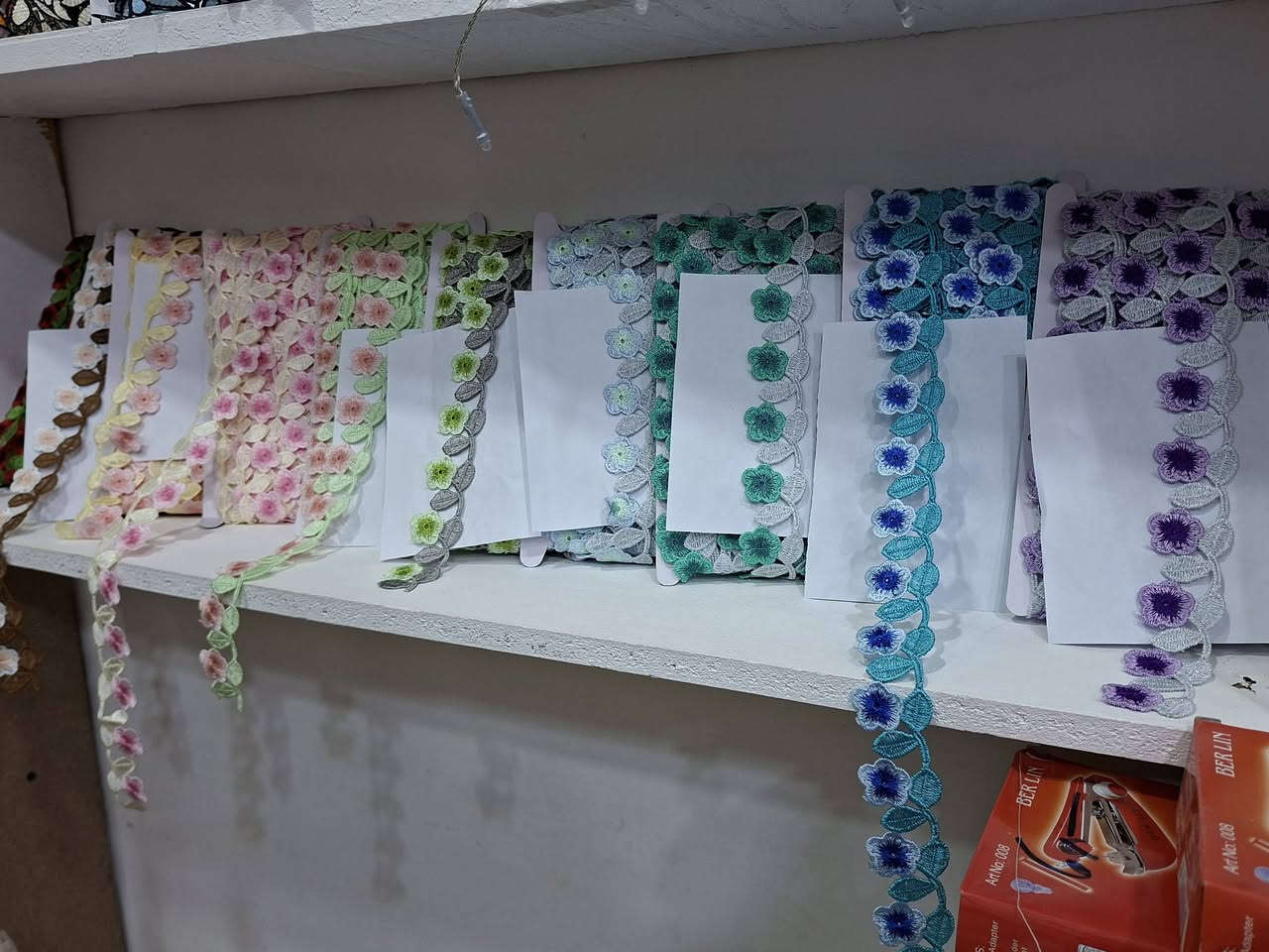 ئۆیە ترێندەکانمان بەدەست گەشتووە یەک لەیەک شاز تر و جوانتر و ناسک تر چاو لەبینینیان تێر نابێ🥹🩷

ناونیشان: کفری. جووت سایدی ئامادەیی فیدڕاڵ تەنیشت ساڵۆن دەلال


**إذا كنت صاحب هذا الإعلان وتريد حذفه لأي سبب، رجاءا أرسل رسالة إلى الدعم الفني**