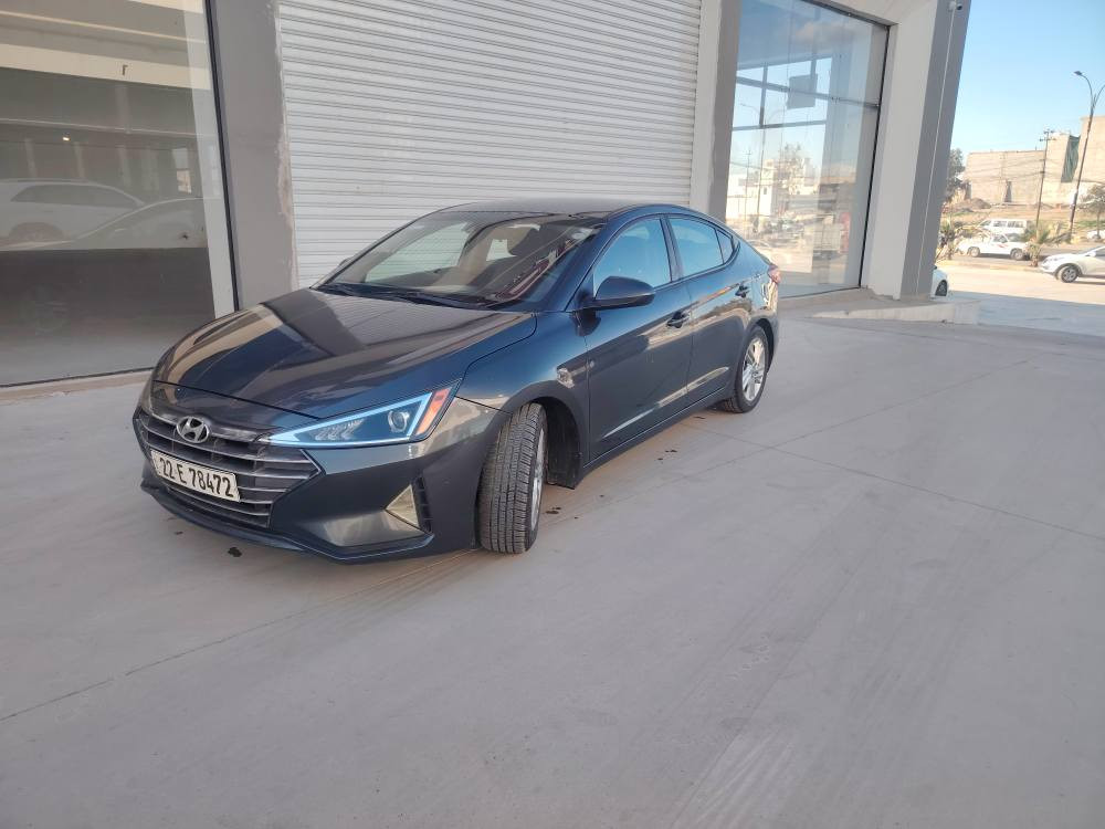 النترا 2020 امريكي
نص مواصفات
ماشية 129 الف وقابل للزيادة
بيها بوند بخ وصندوك جارد وبين باب سايق والورة بخ مثل ما موضح بالصورة ع كد شبرين هيج شي
محرك مفتوح مبدل كازكيت
سيارة مكانها بين اربيل وموصل
رقم شاصي 5NPD84LF2LH605470
وسنوية ل ٢٧ ورقم تلفون *********** أربيل, العراق
