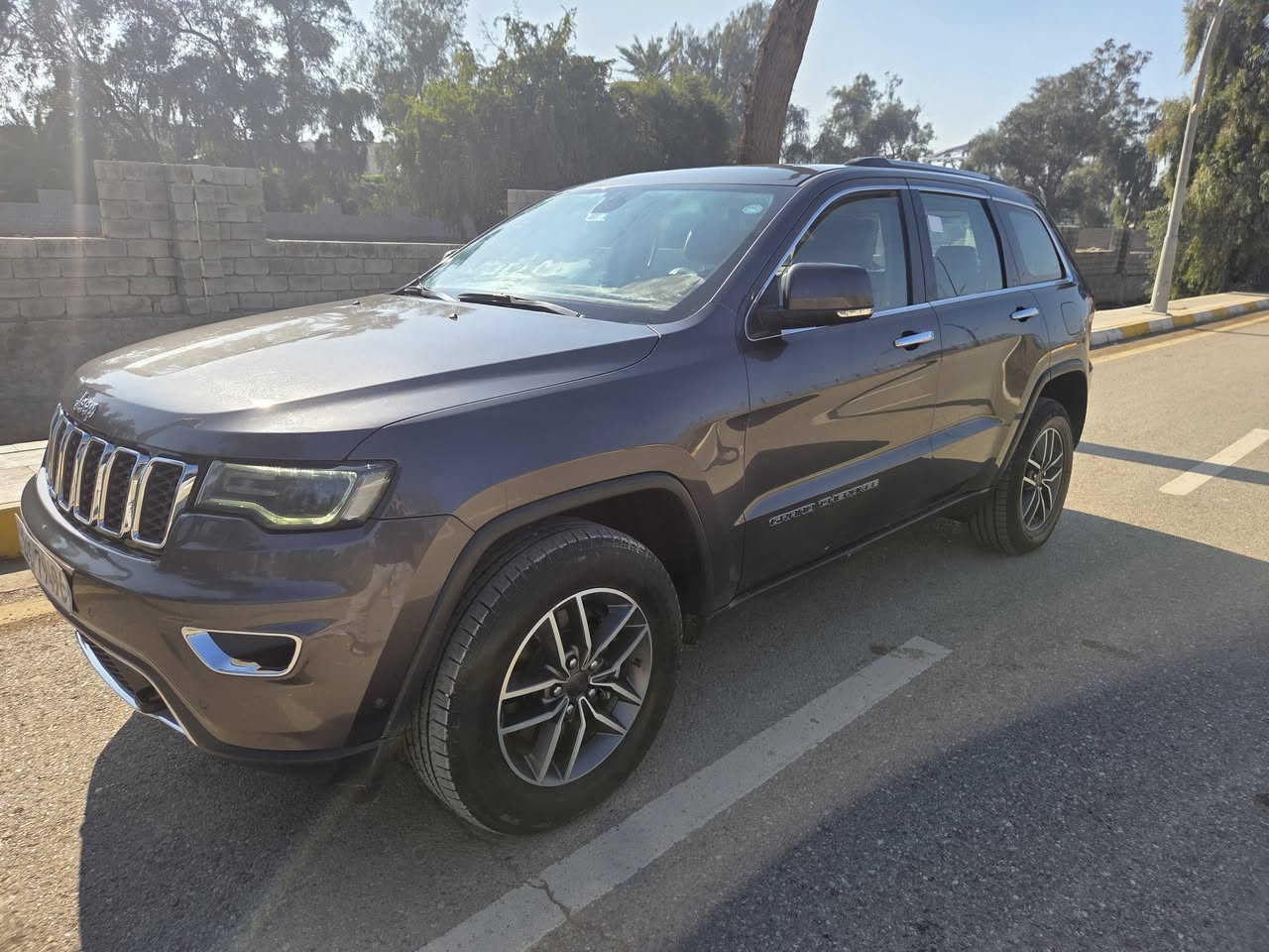 للبيع جيب لمتيد 2021
خليجي مكفولة كفالة عامة مواصفات لمتيد 
ماشية 95 الف ميل 
مكاني ديالى بعقوبة 
السعر 285
***********
