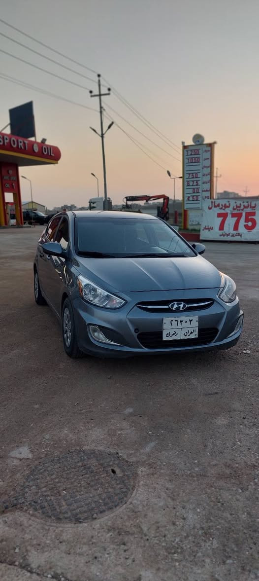 اكسنت هاجباك 2017 لون رصاصي
سيارة نظيفه ماتصرف عليها فلس
وارد امريكي 
كير اوتوماتيك
ماشية 80 mi
جامات 4 كهربائي 
ايرباكات سليمه وضع بلادي
بدون حادث سيارة
الصبغ : بوند و جاملغ بدون حادث او ضرر 
السعر بلاش بلاش
رقم ***********
