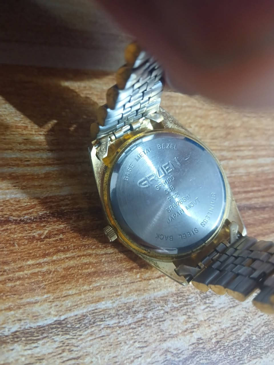 ساعه باله طلعتلي بهذا الشكل لون ذهبي مينه لون مميز  كوارتز  خلي سعرك بالعافيه ساعه شغاله نضافته 99%


**إذا كنت صاحب هذا الإعلان وتريد حذفه لأي سبب، رجاءا أرسل رسالة إلى الدعم الفني**