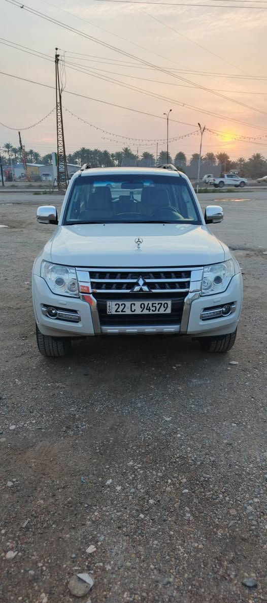 السلام عليكم للبيع باجيرو موديل 2016 رقم اربيل بسمي تحويل مباشر سيارة جديدة جاهزة مكفولة كفالة عامة مكاني بغداد المحمودية السعر 205 وبيهة مجال ***********
