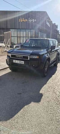 للبيع  برادو R1 موديل 2025 ماشيه 18الف  مكفوله من الصبغ والبارد رقم ال...