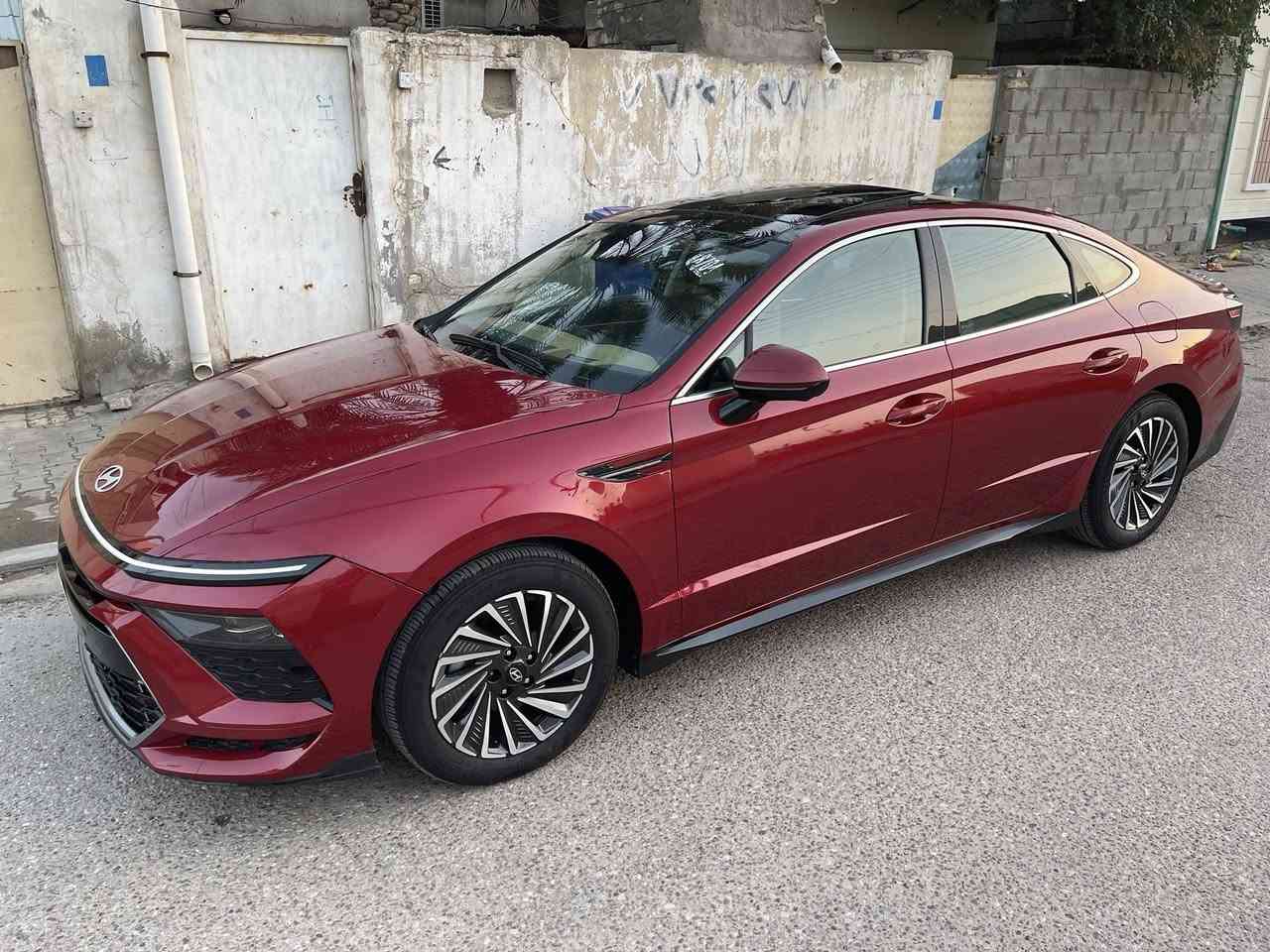 سلام عليكم سوناتا موديل 2024  هايبرد فول الفول ماكو مواصفه بالك مابيه وارد امريكي مبدل بس بنيد بيه بدون جاملغات السعر 215رقمه مجاني تترقم جميع المحافظات رقم التلفون ***********
