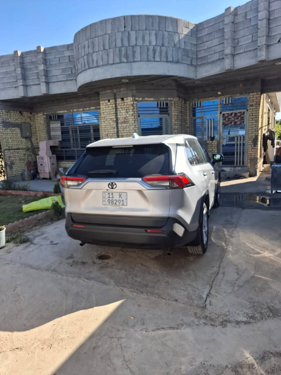 السلام عليكم  راف فور للبيع
الموصفات عاديه 
مديل 2023
رقم بغداد بسمي
السعر 173 وبيه مجال
للستفسار أكثر يرج التصال ع هاذا الرقم ***********
