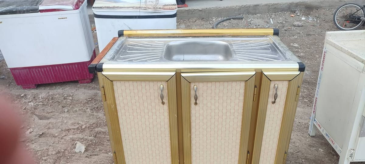 كاونترات باله نضيف كلمن وسعره 
عنوان بابل طريق جبله ناحيه قرب معمل غاز الراشد 
@إشارة


**إذا كنت صاحب هذا الإعلان وتريد حذفه لأي سبب، رجاءا أرسل رسالة إلى الدعم الفني**