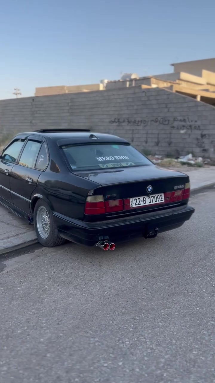 Bmw 1990)520i سمس گێڕ عادی بێ لێدران هیچی نییە عامە لۆ جوانی پێش گەورە سلاید ناو غورفەی لۆک لۆک کامل کرایتە 95تایە و ویلی مشەبەک لۆک تەبرید مەزبوت سارد و گەرم لە خاوێنیان هیچی لە خۆ نەهێشتوە ٤جام کارەبایی هەموو گیانی بەشەرت سەنەوی هەتا 2030نوێیە بە ناو کردن بە شەرت یەک  مشکیلەی نییە 
تب،لە هەولێرم بەس ئەگەر موشتەری نی تکایە بێزارمان مەکە تفاسیلیم هەموو نوسیە )سعری 60وەرەقە و مەجالەکی کەم )
ئەدمین♥️،


**إذا كنت صاحب هذا الإعلان وتريد حذفه لأي سبب، رجاءا أرسل رسالة إلى الدعم الفني**