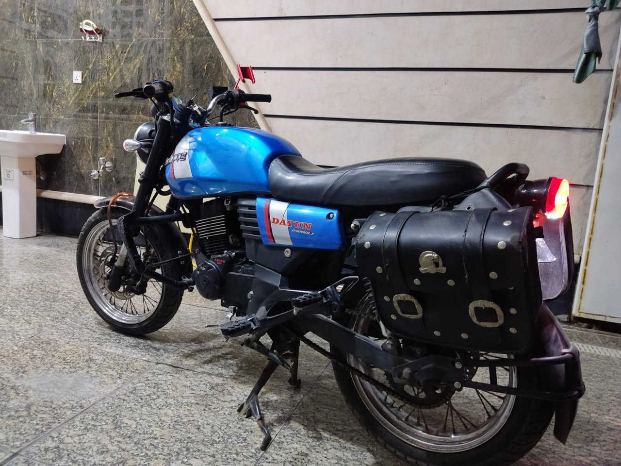 السلام عليكم دراجه دايون لايتي البيع موديل 2022 دراجه أوراق اصولي وسويج سجينه ودراجه كلشي بيها شغال ودراجه ماشاء الله عليها شلعه ومعدل ونكرة سلف تشتغل سعرها مليون 750 الف وبيها مجال
***********
موقع: كربلاء حي العامل المنطقة الاولى
