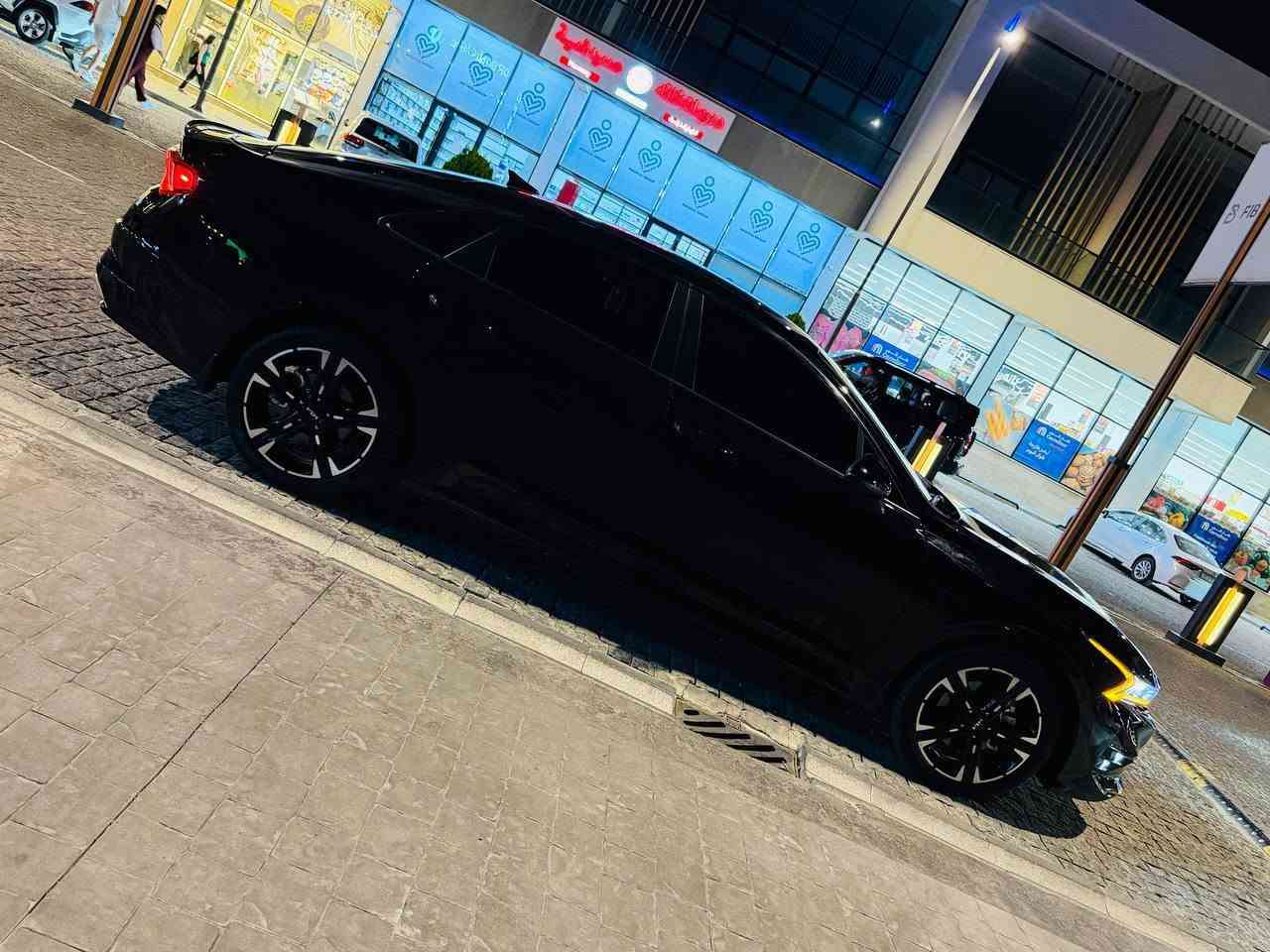 #للبيع K5 موديل 24 وارد امريكي
مواصفات GTline 
محرك 1600/ turbo 
تجي معروفة مواصفاتها فول 
حادثها شبه الكلين ربع دعاميه 
السيارة بدون #صبغ بدون #تبديل بدون ارباك 
رقمها اربيل تريد تحويل تريد وكاله
مكانها اربيل    
واي استفسار عالخاص اني حاضر ***********
