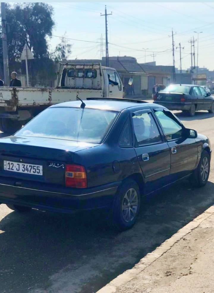 اوبل فگترا
موديل 91 
حجم 16
رقم جديد 
سنويه جديده الى 2029
مصبوغه جماليه بدون معجون 
غرفتها حيل نضيفه 
العنوان موصل الايمن
السعر 39💵
رقم الهاتف *********** يوجد واتساب
