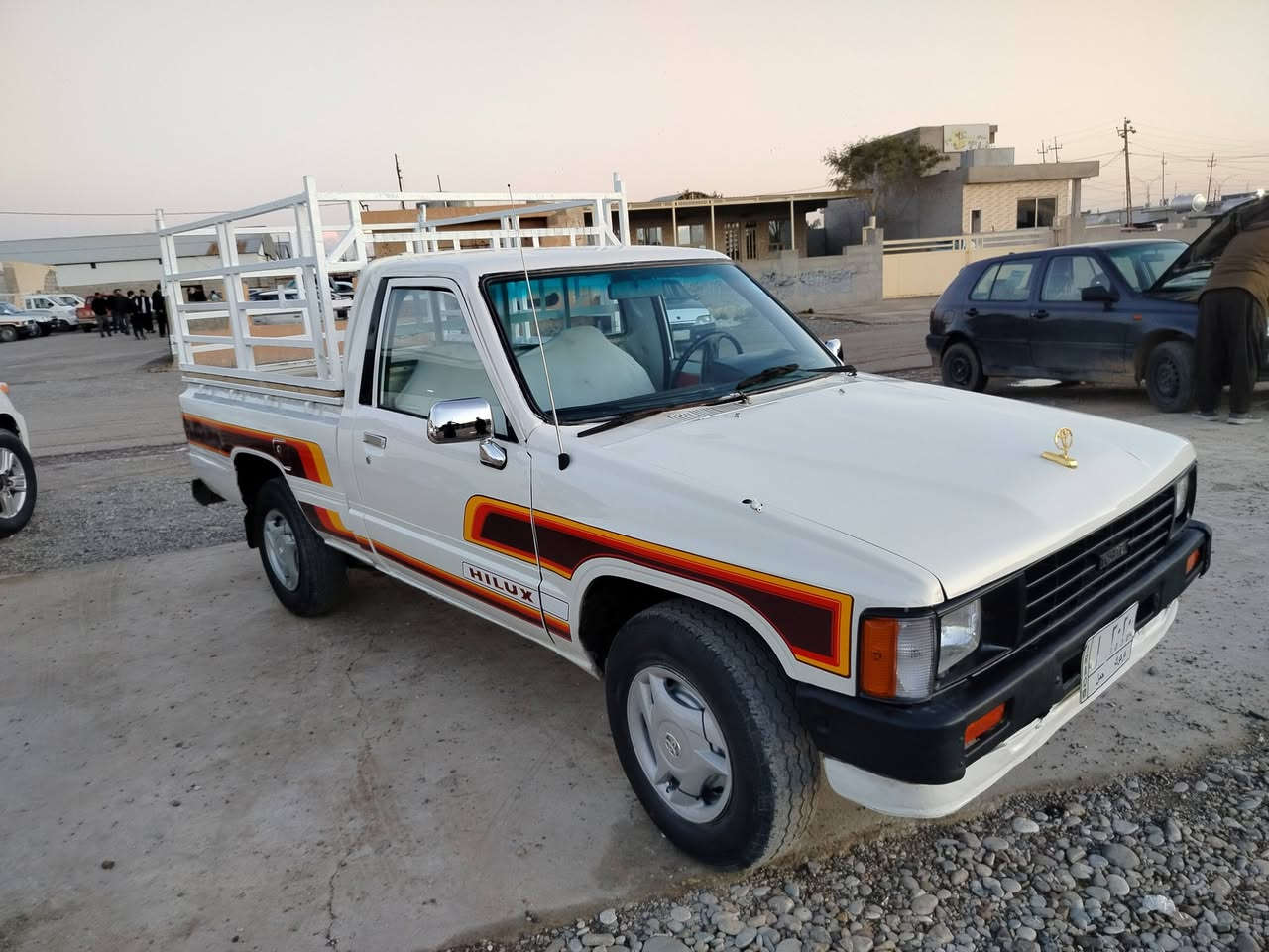 سلام عليكم للبيع بي كاب موديل 85 رقم كركوك مشروع وطني لحد 2029  شرط تحويل وغرامة وكاله سياره مابي اي نقص بدون خياس بدون ضربه كير مكينه شرط لا صرف ولا بخار اربع تيرات جديد صدر دبلات جديد كهربائيات كامل سياره شاصي مامكسور سعر 37 شراي يخابر مكان طوز ماجاوب لاتعليق ولاخاص رقم هاتف ***********
