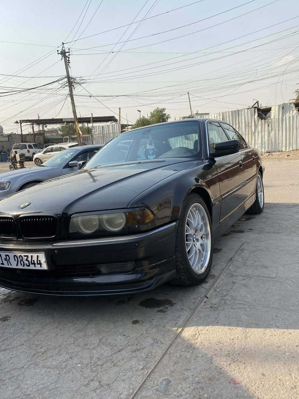 السلام عليكم للبيع فقط موديل 96  735 8vكيرتبترونك كيرومكينه مكفولات لون اسود داخل اسود صبغ جماليه فقط سياره بلاديه محد لاعب بيه سلايت جام مري شفط ويل كرن الغزال طخم تاير سياره بغداد  سنويه جديده تحويل مباشر سعر 85 وبيه مجال مكان بغداد الامين تواصل ***********
