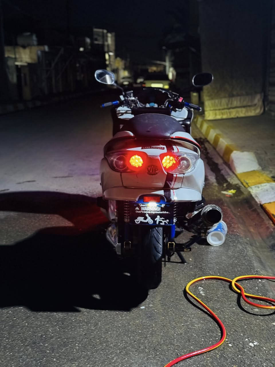 سلام عليكم دراجه فورزه صفر تسعه النضافه 90/100 السعر مليون بي مجال الرقم ***********
