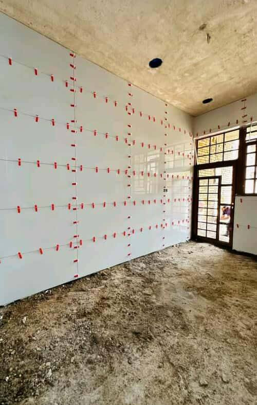 سلام عليكم خلفه سرميك مصري درجة اول جميع انواع السرميك مرمر وكاشي رقم واتس ***********
