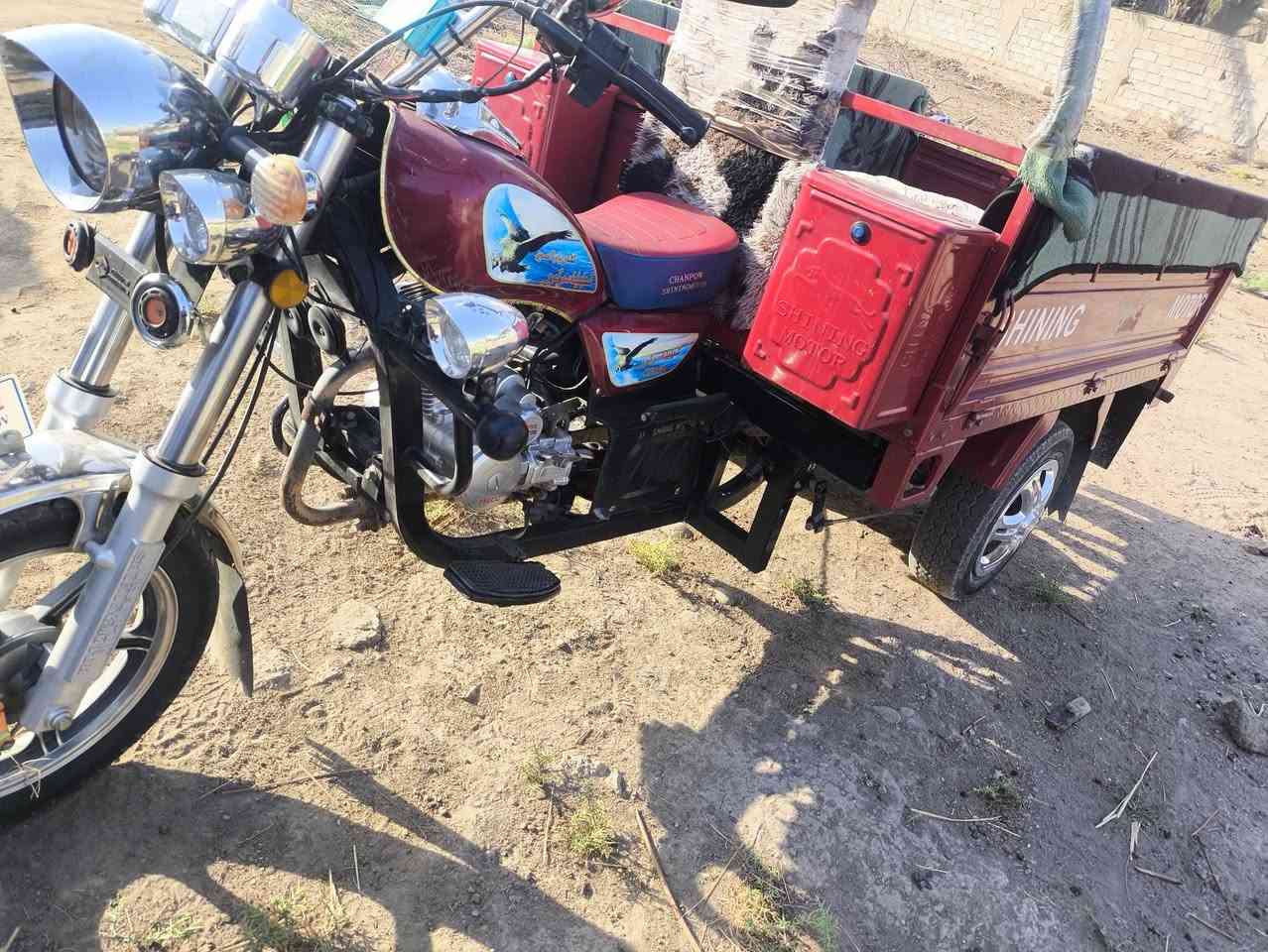 سلام عليكم ستوته للبيع 2023 ستوته زيرو ماتعبانه محرك شاصي  ركبه جديده السعر 300ملاين وبيه مجال  *********** يوجد واتساب
