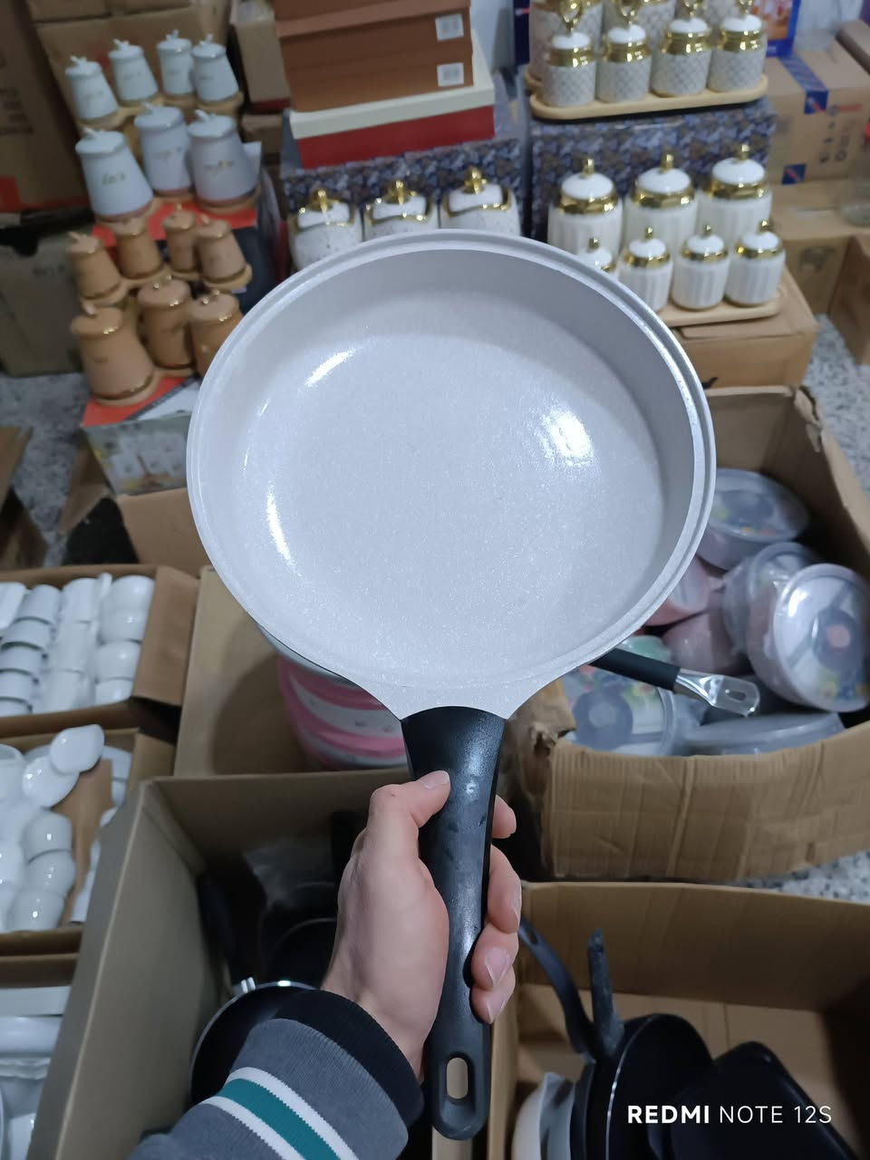 طاوات باله ثقيل 
اشكال وأحجام مختلفه واسعار مناسبه 
البيع مباشر من المحل 
عنوان صلاح الدين/ قضاء الدور_ حي المعهد مقابل جامع الصحابه مجاور معرض الريان


**إذا كنت صاحب هذا الإعلان وتريد حذفه لأي سبب، رجاءا أرسل رسالة إلى الدعم الفني**