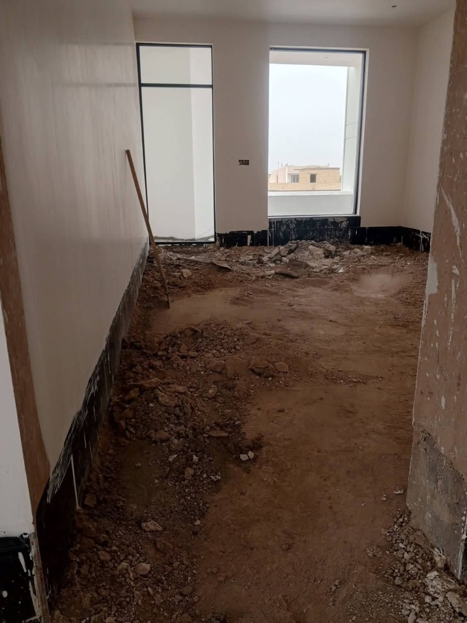 سلام عليكم  /  يوجد كادر عمل جاهز /  تصعيد مواد /  تنضيف بيوت /  تفليش /  تكشيط /  دفن نهري /  شقلنه ليل ونهار /  ومعداتنه جاهزه  ومالك دخل بكلشي تأخذ شقل جاهز مني سلمني شقل وتأخذ شقل جاهز / ماعليك بس تصال على رقم /// ***********) يارب
