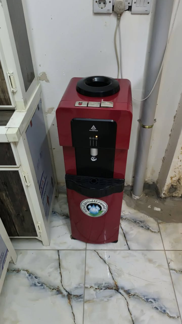 سلام عليكم جميع الاثاث المستخدم  ول جديد متوفر عنوانه تكريت القادسيه قطعه 500مجمع الطبي بسعار مناسبه جدن 
الاستفسار ***********
