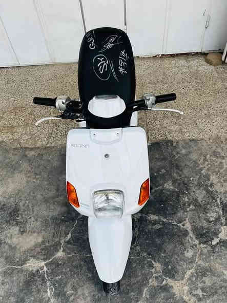 سلام عليكم دراجه بوليس البيع مابيه نقص السعر  /  ٧٠٠ الف  / بكاني بغداد الدوره شارع ٦٠   /  ***********
