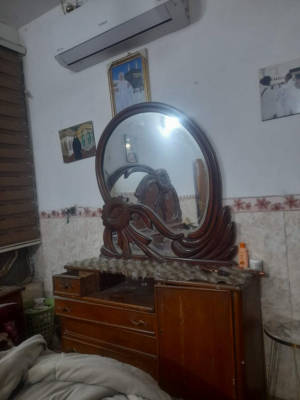 غرفه صاج نظيفه سعرها 575 مكانها بغداد الشعب حي البساتين اللي يريده يجيب الصوره ويجي خاص


**إذا كنت صاحب هذا الإعلان وتريد حذفه لأي سبب، رجاءا أرسل رسالة إلى الدعم الفني**