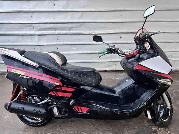 فورزه 06 للبيع سعر 425 وبيها مجال  دراجه شلعه ومعدل فول كهرباءيات كلها شغاله كلجات جديد  مكاني بابل شارع80 رقم***********
