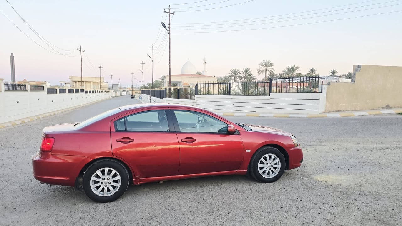 كالانت ٢٠١١ خليجيه رقم اربيل حره تحويل مباشر..محرك وكير مكفول وصدر وتخم تاير وتبريد وتدفئه ومنظومه زنون وريمونت سنتر لوك وشاشه كامرا..سياره بيه قطع صبغ اثر جراد .السعر ٨٥ وبيها مجال ....مكان السياره الضلوعيه 
***********
***********

