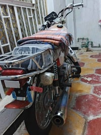 امتياز • مديل ٢٥ • أوراق