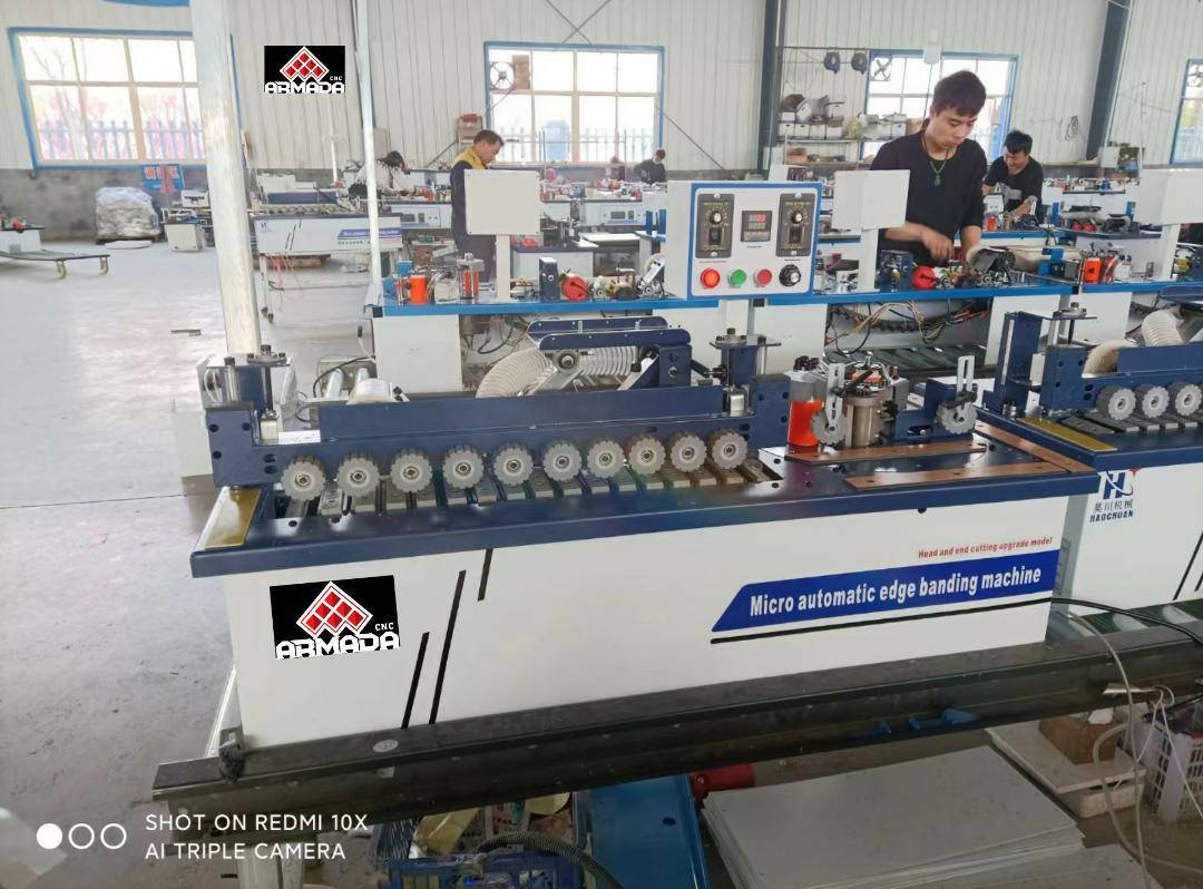 ☆ #ARMADA_CNC ☆
لأن كل قطعة خشبية تستحق لمسة سحرية 👈🏻اجعل لصقك فناً .
🔝 لصق قوي ، نتائج رائعة 🔝

#آلة_لصق_حرف_خشب 

🆕 #WI_GSF200A 
” 7 مراحل “ وهي :
{{ لصق / كسر حواف / دمج / قص نهاية / مسح / تلميع / شفط }}

★ ويوجد أيضاً موديلات كثيرة وعالية الجودة ★

🛑 كفالة لمدة ثلاث سنوات سوء تصنيع 🛑
👈🏻تواصل معنا عبر الرقم التالي:
008618954507672📲
www.armadac.com


**إذا كنت صاحب هذا الإعلان وتريد حذفه لأي سبب، رجاءا أرسل رسالة إلى الدعم الفني**