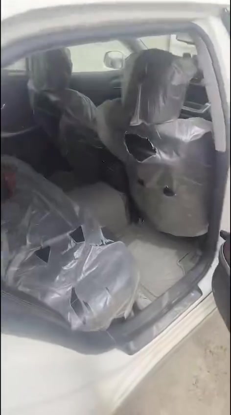 ماجستا مديل 2012
فوول مواصفات 1/1 عدا الفتحه 
كشنات 4 كهربائيه
بردات 3 
تبريد 3 قطع تدفئه 
ثلاجه عدد 2 
كفاله عامه جاهزه للتسجيل 
كير مكينه باكيت 
كامراه دوار  360 درجه حساسات بالمري 
اشاير بالمري الجانبيه
اناره ترحيب 
6 بصمات 
مري شفط 
كشنات جلد Vip 
كشنات تدفئه وتبريد 
السعر 70 ورقه وبيها مجال قليل
مكان السياره ميسان 
‭0771 666 7683‬ للتواصل متوفر واتساب
