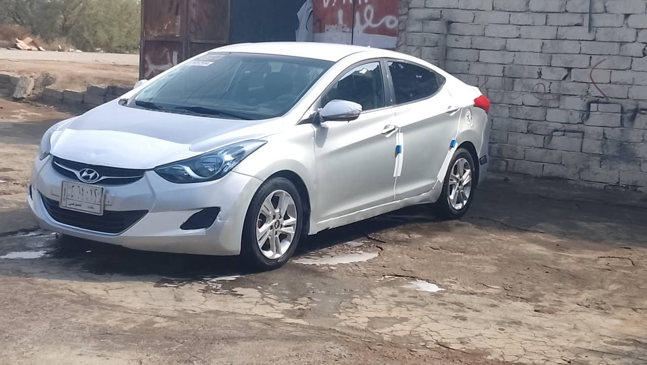 اللهم صلي على محمد وال محمد اخوان سياراة النترة مضلع موديل 13سيارة جاهزة علة اخر حباية مكينة الف وثمنمية سياراة فول مواصفات ماعدة الفتحة مكفولة كفالة عامة ماعدة الكصة جنطة الشراي يتصل وتدلل مكان ناصرية سوك الشيوخ ***********
