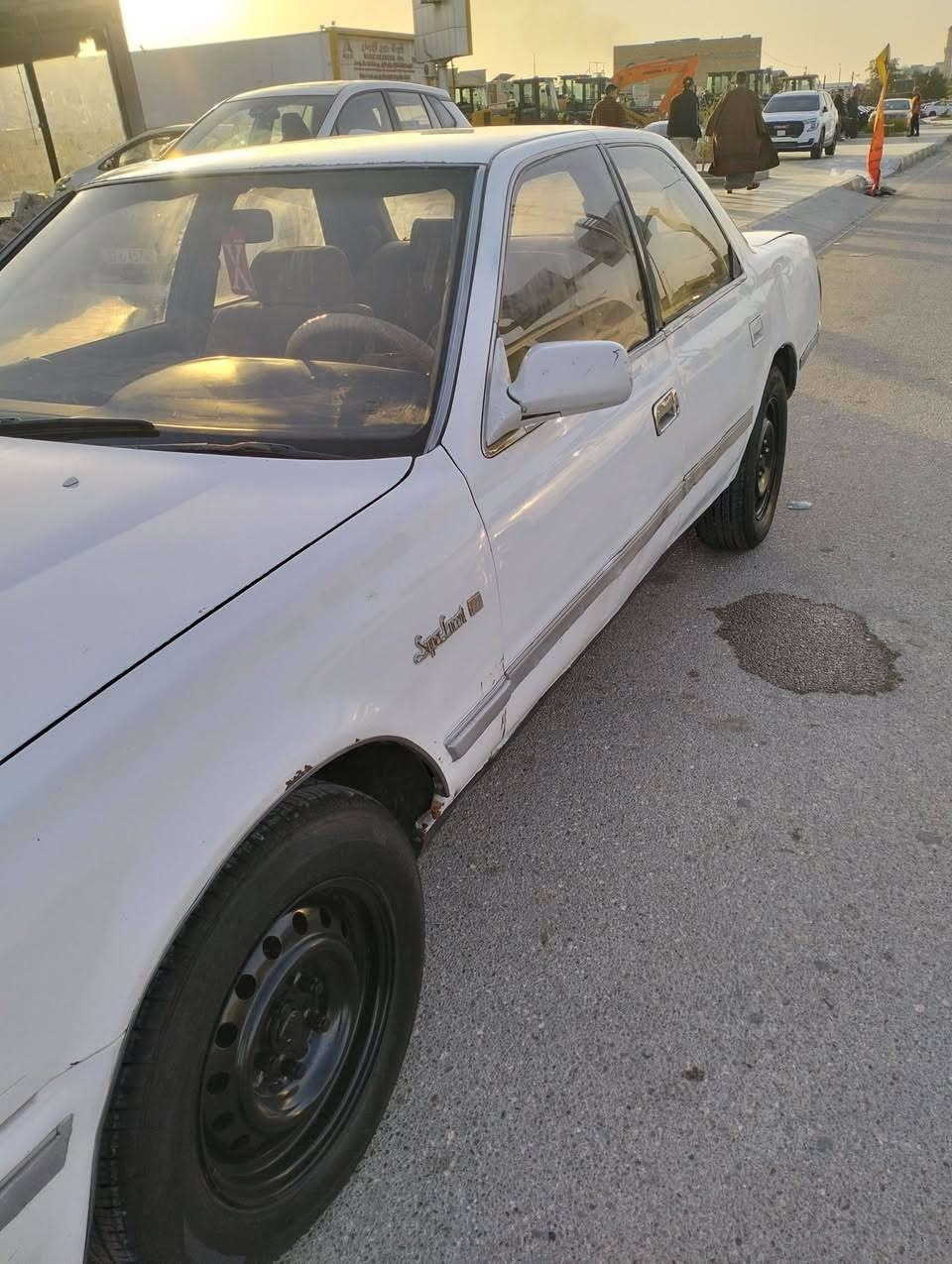 سياره كرسته مسطرة رقم انكليزي واسط كوت مكفوله من الكص والنقل الجثه رقم صاحب السيارة ***********
