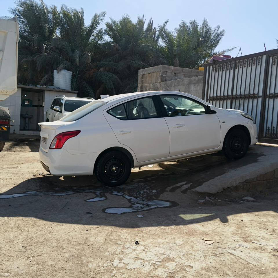 للبيع نيسان سني هندي موديل 2024 رقم اربيل
ماشيه 15 الف بأسم شركة وكاله وتحويل شرط
سياره جديده كفاله عامه 
السعر 128
البصره الزبير 
***********
