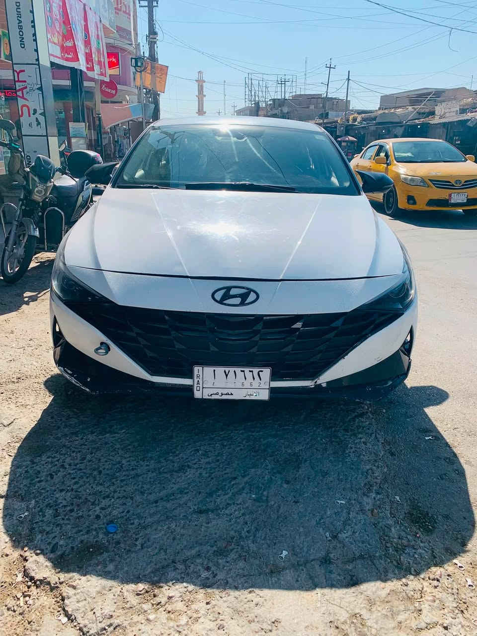 من رخصه الادمن النترا موديل 2021  للبيع. بيها   ٣ قطع   صبغ معوقين   للاستفسار ***********. سياره نضيفه مال بيت
