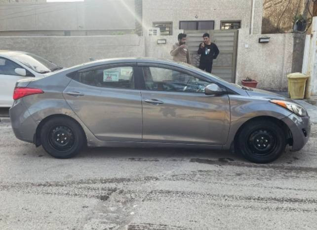 سلام عليكم النترا ٢١٠٢ وارد أمريكي حادثها بابين جهة العبري كير مكينة مكفولات سيارة خير من الله مواصفاتها شاشة كامرة مانع انزلاق تحكم استيرن نضام ايكو دشبول لونين سيارة كلش نضيفة كشرتها وبعد احلة من الصور رقم جديد وسنوية لل ٢٩ وب اسمي السعر ٩٣ وبيها مجال بسيط بغداد الشعب ***********
