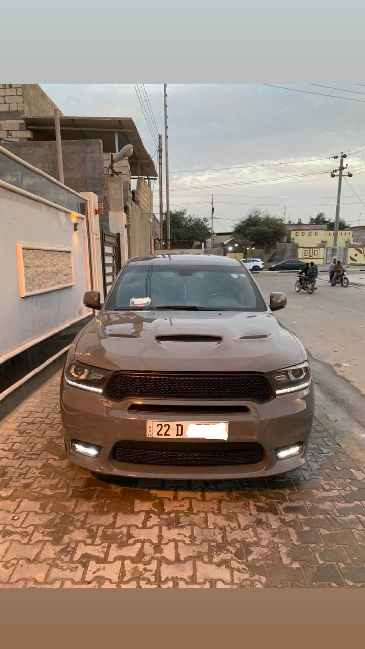 سلام عليكم للبيع دوج دورنكو موديل 2020 لون اسمنتي سياره GT فول عده فتحه بيه بنيد صبغ و خشوم جاملغات الاماميه فقط الباقي كله كفاله سياره جديده اي نقص ما بيه تضليل بيه بلسنويه رقم اربيل سعر 265 
رقم أستفسار ‭٠٧٧٠ ٥٤١ ٣٢٧٣‬ Singapore
