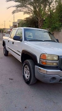 جمسي سيرا 2003 مزاد تترقم بغداد السعر 50 اتصال 07704989104