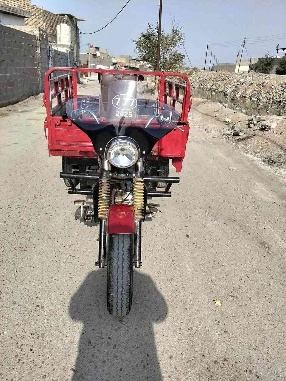 ستوته دايوان مديل 16 للبيع عوزهة كهربائيات فقط مكينه ناعمه لا تنقص ولا دخن السعر 650 قفل قفل مكاني مدينه الصدر رقم الهاتف *********** تخم تاير جديد
