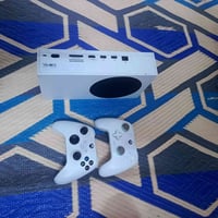 اكس بوكس سيريس اس • ذاكرة 512 • جاستك اصلي وكيم سير