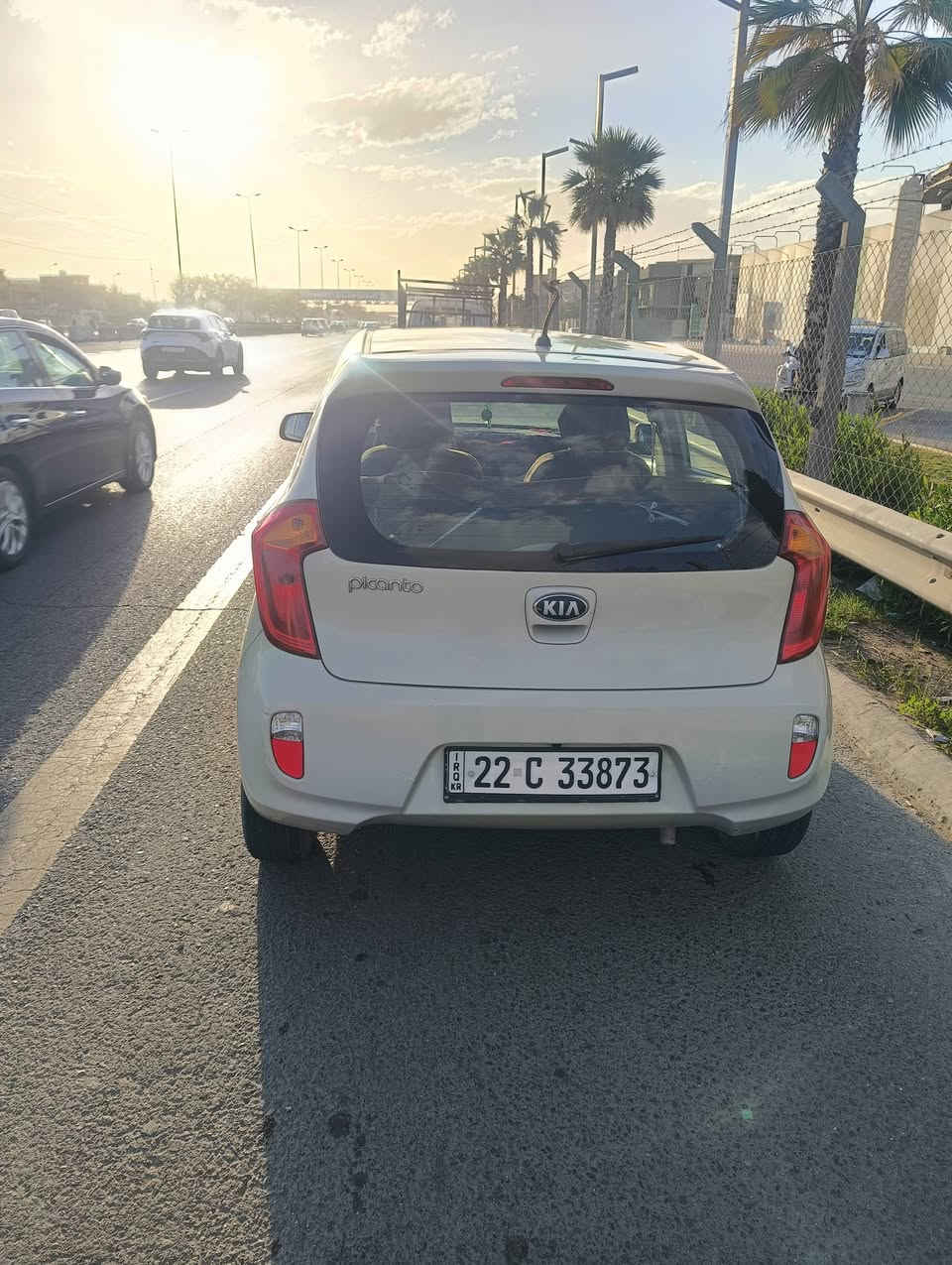 السلام عليكم
كيا بيكانتو موديل 2013 للبيع او مراوس بكورلا كروز فقط 
مكفولة من الحادث والصبغ ماشية 90 الف كيلو محرك 4 سلندر تحكم ستيرن شاشة وكامرة وجام كلة اوتو السيارة جاهزة من كلشي رقم اربيل باسمي تريد تحويل تريد وكالة سنوية لغاية 2028  سعر 85 
للاتصال ***********
