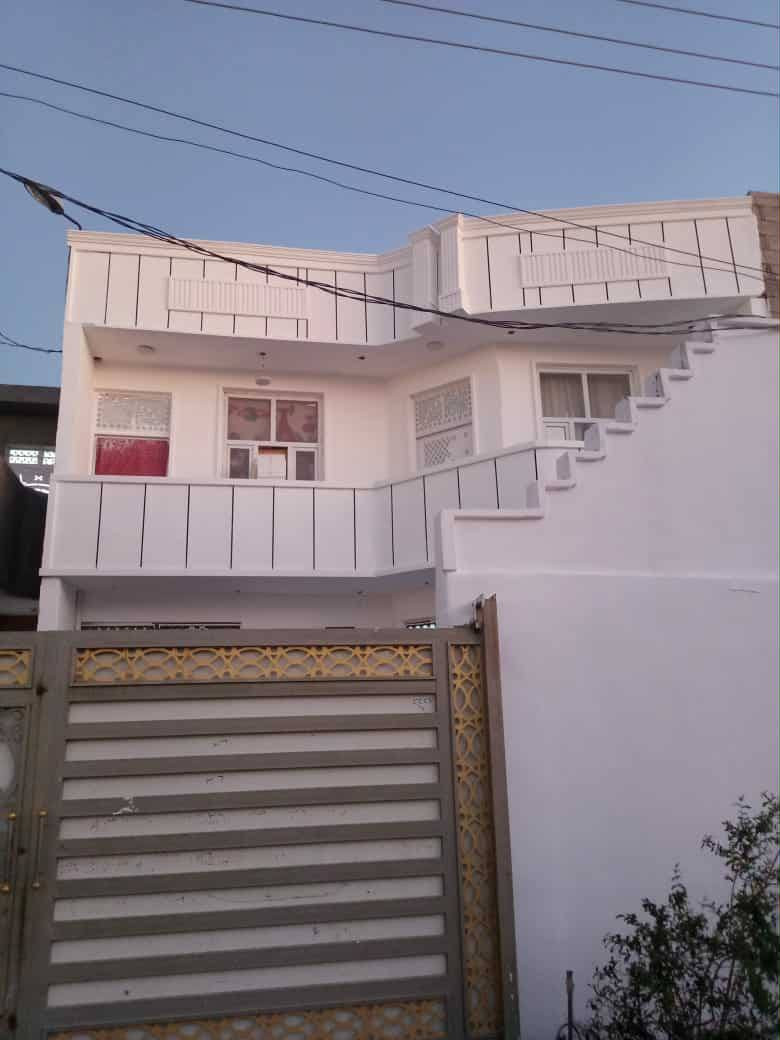 ( الانبار _ #الرمادي )
بيت للبيع بالرمادي   🏠

التاميم القادسيه ثانيه على الكورنيش ( طابو زراعي موجود الكود ورقم بلديه 

موقع حلوو ومميز مساحه ( ٢٠٠ متر ) ( طابقين } النزال 23 الوجه 9 )  الشارع عرض 8 

( طابق الأول )  يتكون من ( غرفتين وصاله ومطبخ وصحيات داخليه وخارجيه وديوانيه وطرمه جبيره ) 

و ( طابق الثاني )  يتكون من ( ثلاثه غرف وصاله ومطبخ وصحيات ) 

البيت كامل 
للاستفسار الاتصال على الرقم ( *********** ) ابو خطاب
