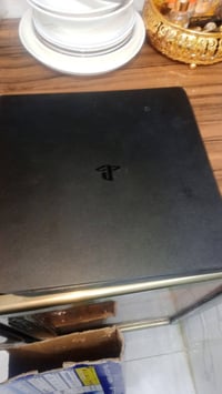 بلي فور • ٥٠٠ جيجا • ملحقات كامله