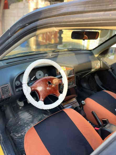 السلام عليكم.
بيجو بارص موديل 2015 للبيع سنوية لل2027 هيئه غرامات تستلم مصفر كامل .
سيارة جاهزة من كلشي عدل وكبل للشارع 
دعاميات خلفي وامامي جدد.
صدر  تخم كامل جديد + راديتر جديد + باتري جديد + تايرات نص عمر نضيفات كلش + الجاملغات الخلفيات بيهن طخات وعمرتهن واحد بار والثاني حار + البنيد مصبوغ للجمالية بدون اي ضربة .
السعر 45 وبيها مجال 
رقم الهاتف : *********** بي واتساب ايضا
رجاءا رجاءا لحد يصير براسي بياع وشراي  ويكسر بسعرها هاي السياره كدامك والسوك كلشي بي وشكرا .
