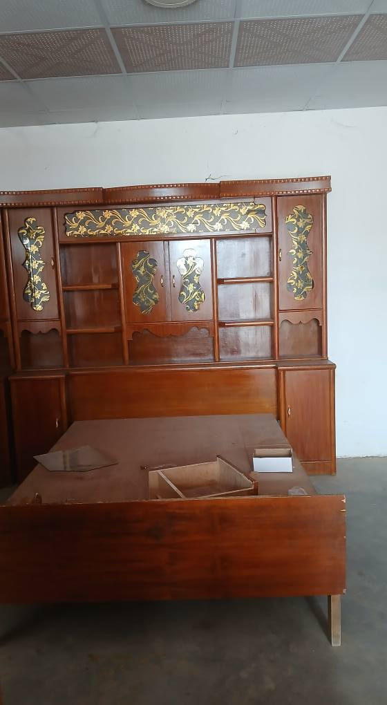 سلام عليكم توجد جربايه للبيع السعر خاص الاستفسار عل هاذه الرقم ***********
