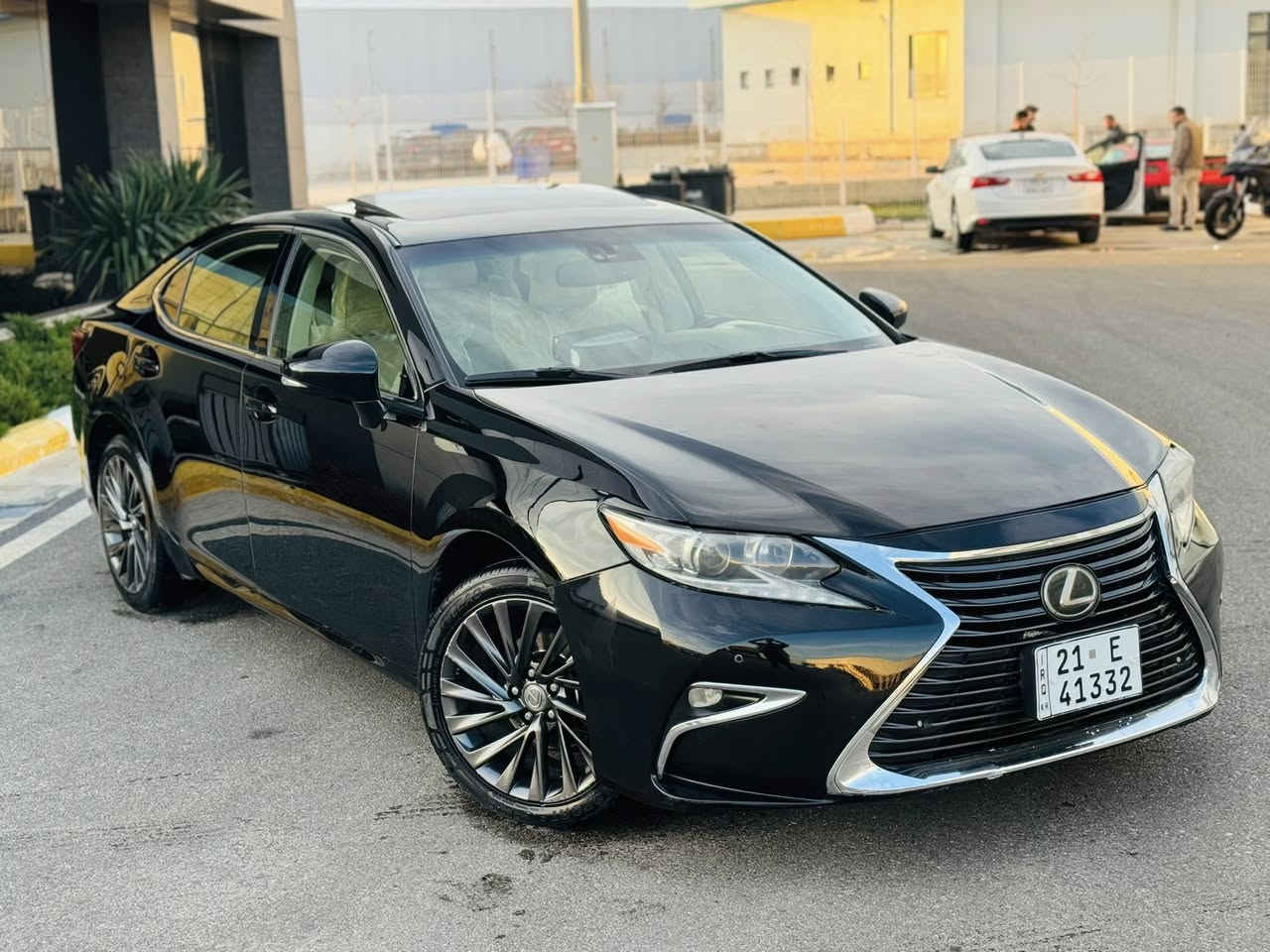﷽
LEXUS ES 350 2015
◽️ليگزز ES 350 موديل 2015 فول مواصفات
لون اسود

◽️محرك V6 3.5L سته سلندر
🔹گير و محرك بشرط مامفتوح
بدون صوت بدون صرف و خلل بشرط فحص

◽️سيارة حيلوة جديد
بيها {{ قطع و نص صبوغ }} بدون أيرباگ
سيارة جديد حيل حيلوة نضيفة

◽️مواصفات
{{ بصمة - فتحة - رادار - داخل بيجي - كشنات جلد - كشن تتفيىة و تبريد - كشن و ستيرن كهربا - كشن خزن - شاشة - ماوص - تبريد مركزي - نيزامي أيكو - نيزامي سبورت - لايت ليدو زينون - مراي شفت - ڤوليوم - بلاجكتور - بعد هواي مواصفات }}

◽️اربع تاير و ويل جديد بدون مصروف
🔹نظافه ١٠٠٪؜ كامل سيرفس بدون نقص و بدون مصرف
🔹بسميً السنويه بشرط تحويل و خرامه
🔹سنوي و رقم و هزة كلها جديد
سياره مابيها دينار مصرف كامل من كل نواحي

نفسي يوم /تحويل و كاله حاظر
مكان / داخل سليمانيه🌆

◽️موبايل /***********📲
~~~~~~~~~~~~~~~~~~~~~~~~~~~~~~~~
﷽
                                             ◽️LEXUS ES 350 2015
ليگزز ES350 موديل 2015
ره نگى ره شى قه تران

◽️مه كينه V6 3.5L شه ش بستؤن
🔹گير و مه كينه ى به شه رت نه كراوه ته وه
سه وت و سه رف و خه له لى نييه به شه رت

◽️بؤياغ (( بؤنيت و نيو سندوق  بوياغه))
زؤر جوان ماوه ته وه و نمونه يه له جوانيدا

◽️مواسفات
(( به سمه - سلايت - ناو زه رد - رادار - كوشن جلد - كوشن سارد و گه رم - كوشن و سوكان كاره باى و خزن - ئاوينه شه فت - شاشه - ماوس - ته بريد مه ركه زى - نيزامى ئيكو و سپورت - لايت ليدو عه ده سه - زينؤن - ڤوليوم - بلاجكتور - فؤرميكا - زور مواسفاتى تر )

◽️چوار تايه و ويلى لؤكى بيلادى يه ك دينار مه سروفى نيه
🔹كامل سيرڤزى بؤ كراوه و يه ك دينار مه سروفى نييه
🔹سه نه وى و ره قه م و هه زه ى تازه يه
🔹به ناوى خومه وه يه ته حويل و غه رامه به شه رت

شوين🌆_ سليمانى

موبايل☎️: ***********
