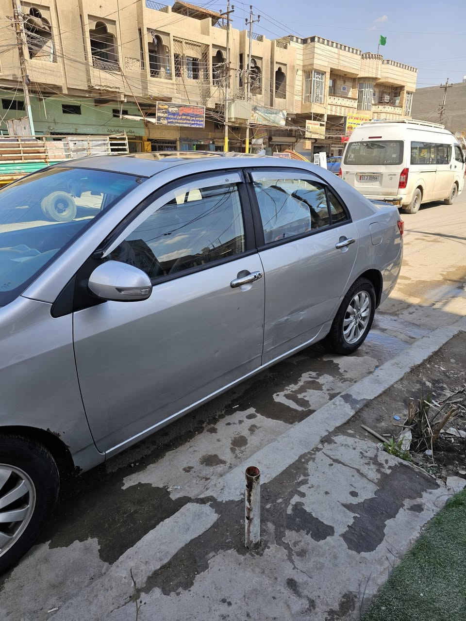 BYD G3 2015
السيارة فول مواصفات اشاير بالمري بصمة وكير اوتوماتيك 
محرك+كير بلادي مناقصها اي شي 
تبريد ثلج 
حدادية وصدر كلة مال كورلا ياباني اصلا 
السيارة كاملة وجاهزة مناقصها اي شي 

السعر المطلوب 58$ 

العنوان / بغداد - المشتل
***********
***********
