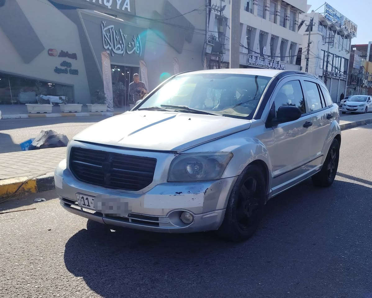 دوج كاليبر موديل 2008 رقم دولي انكليزي سنويه وهزه جديده ل 2030
مكينه كير حداديه تبريد تخم تاير شرط كله جديد السياره جاهزه ونضيفه 
بيها فقط بنيد وجاملغ صبغ بدون دواخل الشراي يتصل ***********
مكان السيارة النجف الاشرف 
السعر النهائي 48 $
