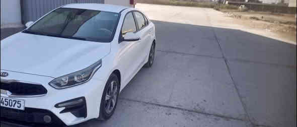 السلام عليكم
كيا سيراتو 2019
خليجي
محرك 1600
‎مواصفات
تحكم ستيرن
قطعتين تبريد
5 ويل كب
مري شفط
اشاير بل مري
سياره مكفولة  كفاله عامه 
السعر 158 وبيه مجال.  ‎الستفسار (***********
