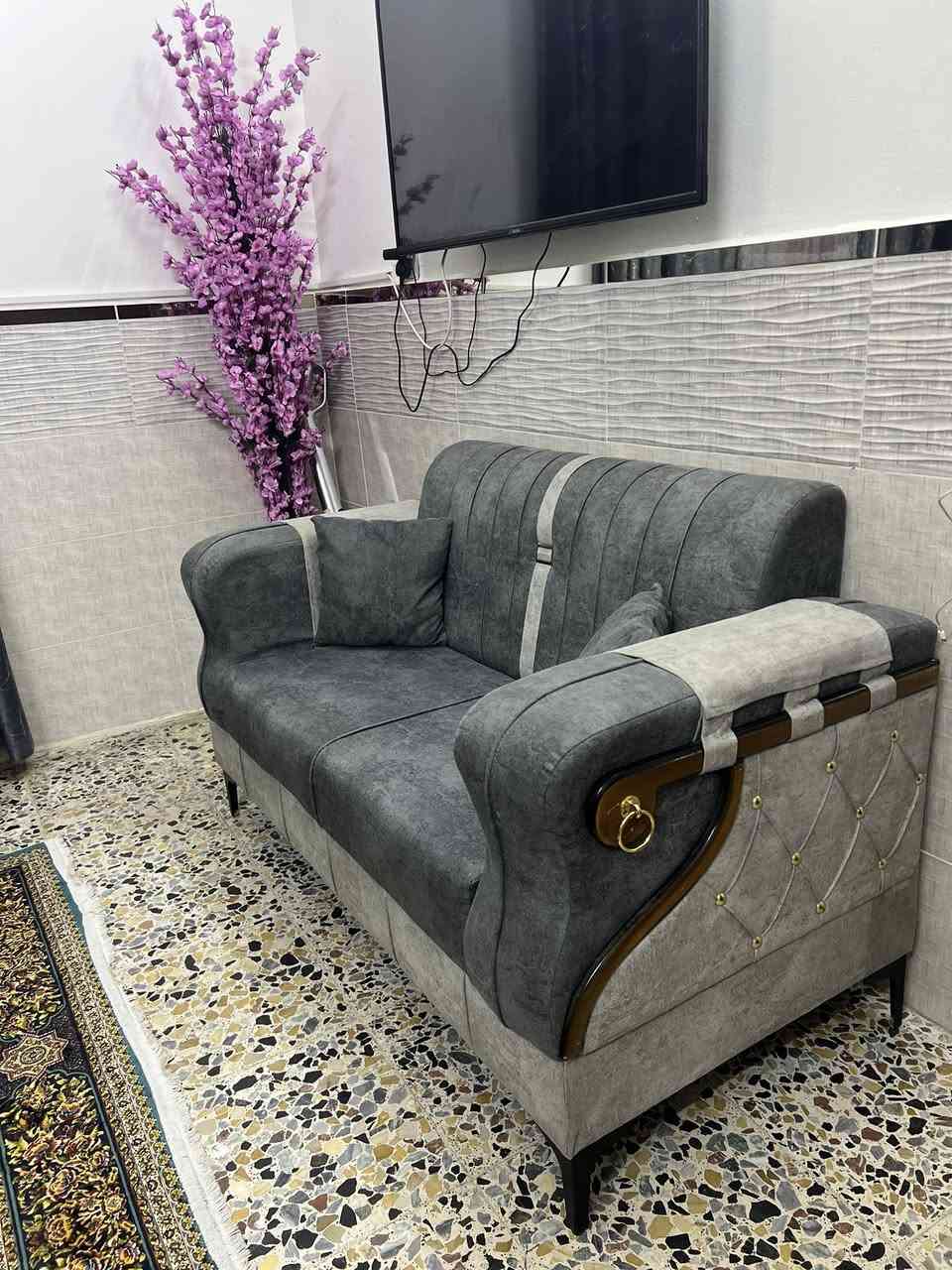 سلام عليكم  تخم جديد ستعمال شهر 10مقاعد السعر ٤٥٠وبي مجان مكان بغداد شهداء البياع  رقم موجود ***********بي وتساب
