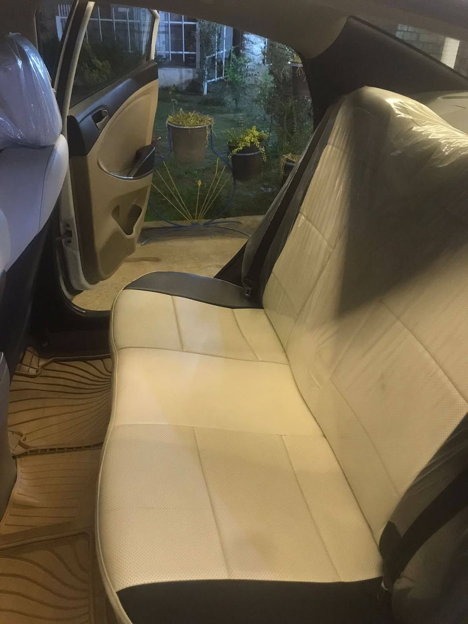 سلام عليكم ورحمه الله سياره اكسنت موديل 16ماشيه 103 مكفوله عام فقط بيها شخطه بلباب الخلفي ثلاثه اصابع مو اكثر وتم صبغها كير محرك مكفول رقم بغداد للاستفسار مع صاحب السياره الاتصال عل واتساب ***********
